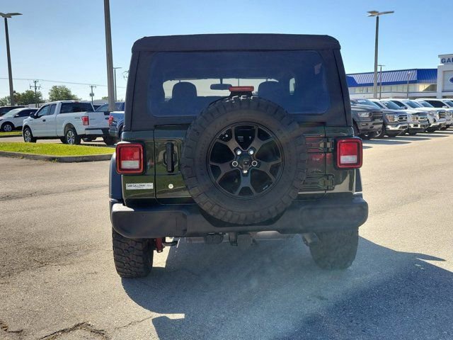Used 2022 Jeep Wrangler Sport image 3