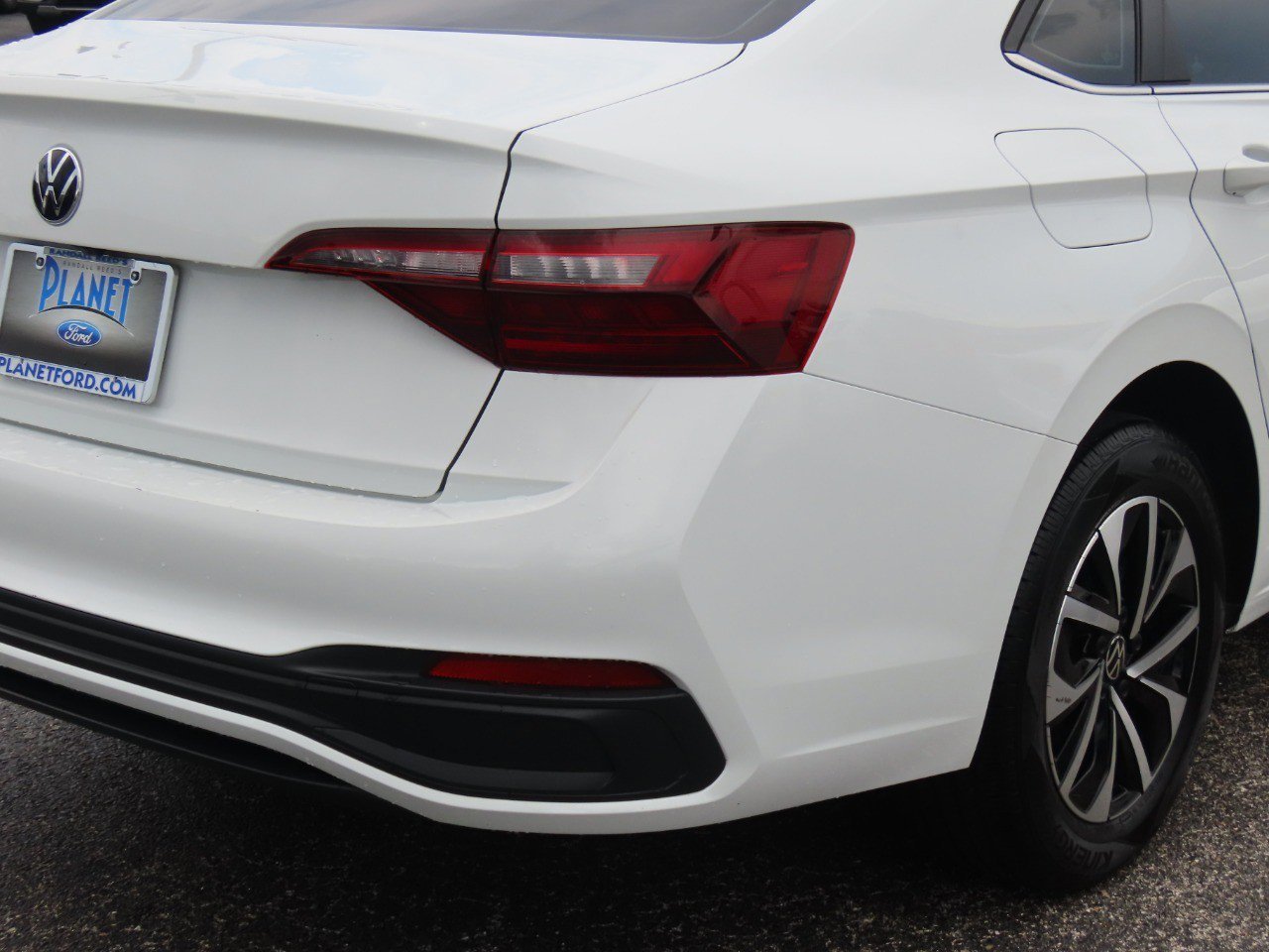 Used 2024 Volkswagen Jetta S image 14