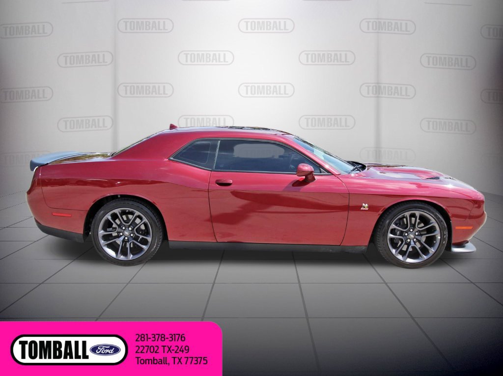 Used 2023 Dodge Challenger R/T Scat Pack w/ Plus Package RWD image 9