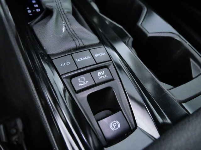 Used 2025 Toyota Camry SE w/ Multimedia Upgrade Package AWD/4WD image 22