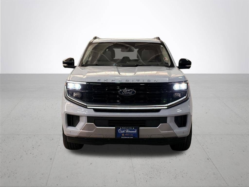 Certified 2025 Ford Expedition Platinum AWD/4WD image 6