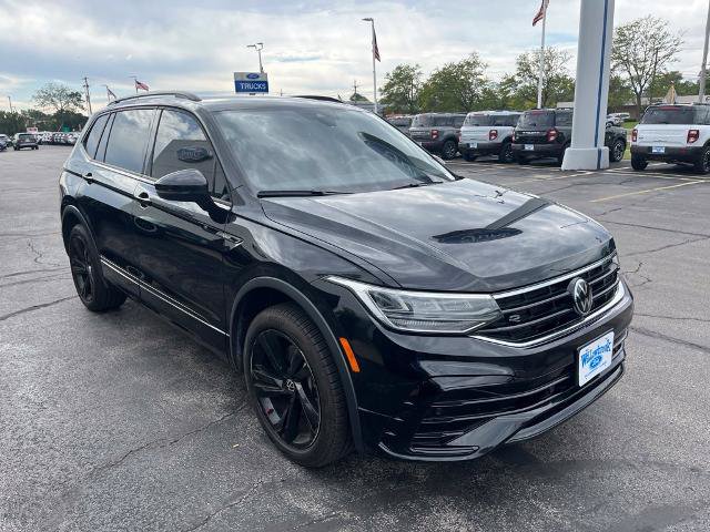 Used 2024 Volkswagen Tiguan SE R-Line AWD/4WD image 8