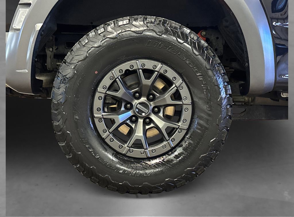 Certified 2021 Ford F150 Raptor w/ Equipment Group 801A High image 19