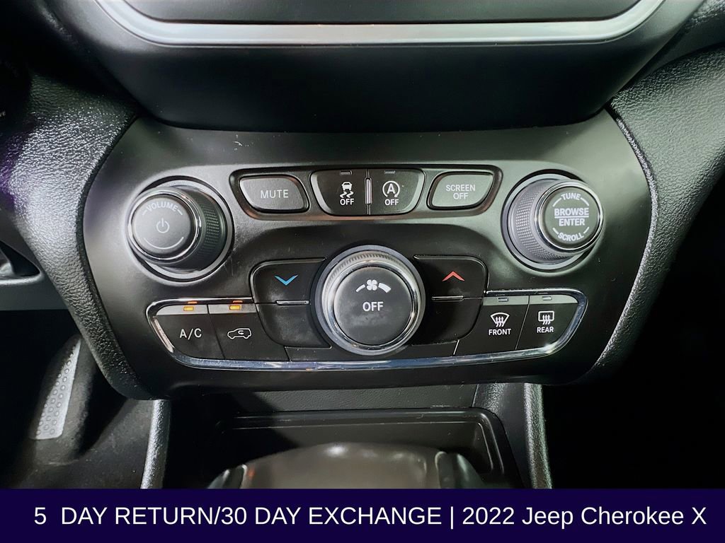 Used 2022 Jeep Cherokee Latitude image 38