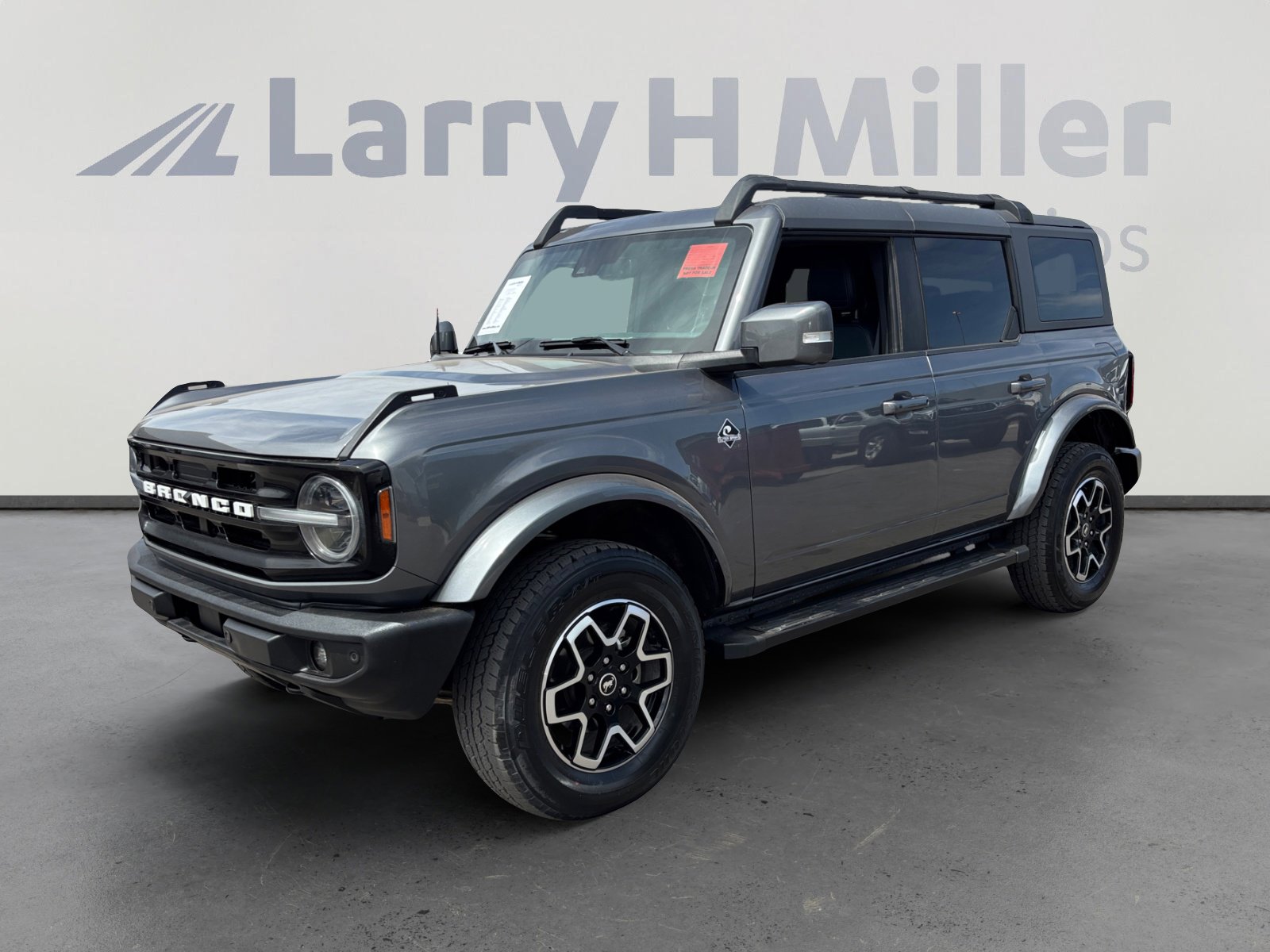 Certified 2023 Ford Bronco Outer Banks AWD/4WD image 1