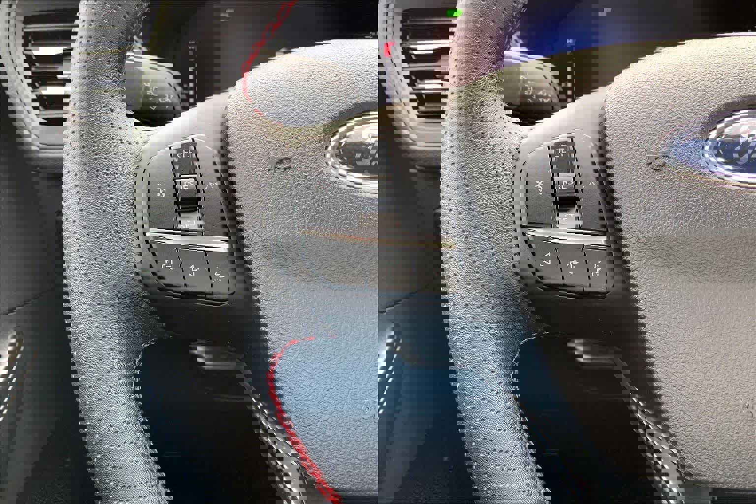 Certified 2024 Ford Escape ST-Line w/ Equipment Group 301A image 23