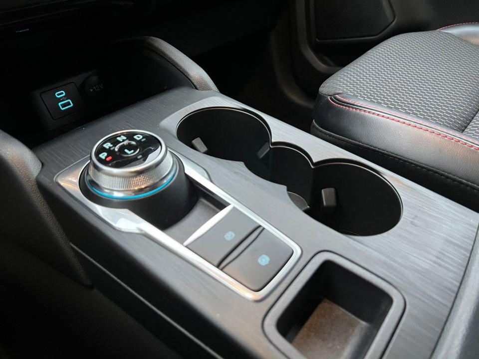 Certified 2023 Ford Escape ST-Line w/ Tech Pack #1 image 33