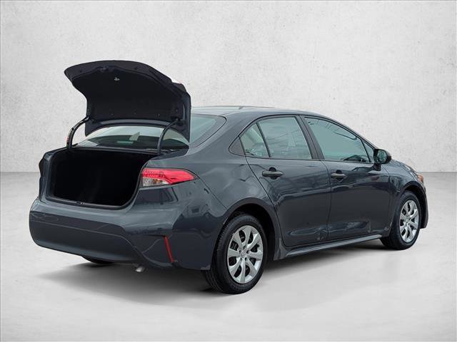 Used 2024 Toyota Corolla LE video 3