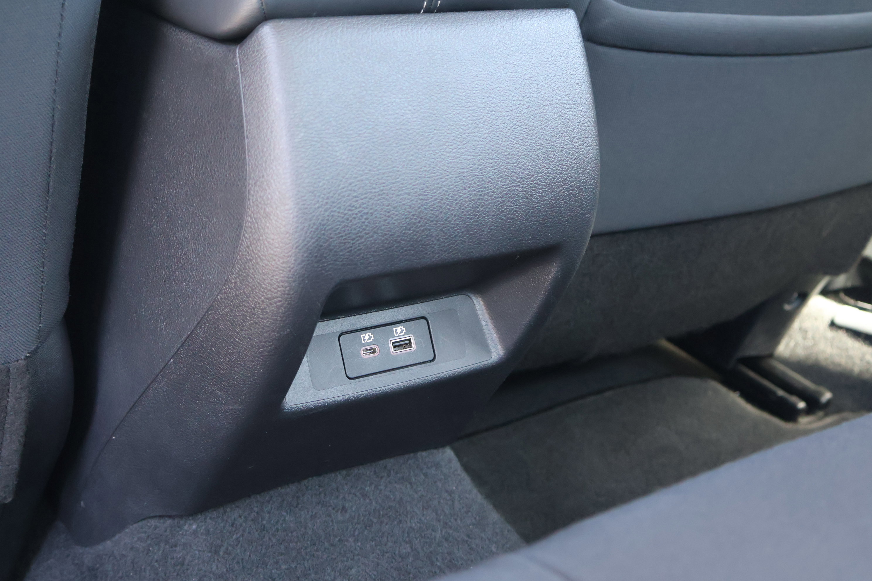 Used 2024 Nissan Altima 2.5 SV image 30