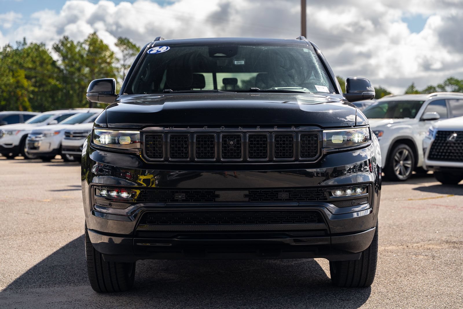 Used 2024 Jeep Grand Wagoneer L Series II w/ Quick Order Packagew 28T AWD/4WD image 2