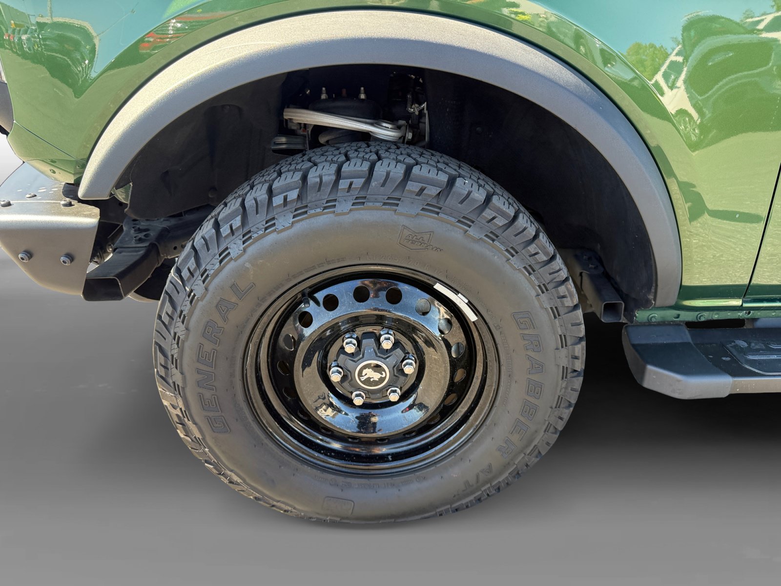 Certified 2022 Ford Bronco Black Diamond AWD/4WD image 9