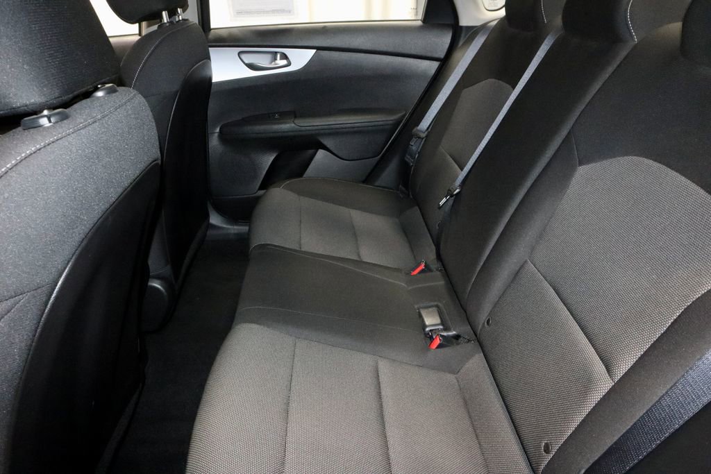 Used 2023 Kia Forte LXS w/ LXS Technology Package FWD image 18