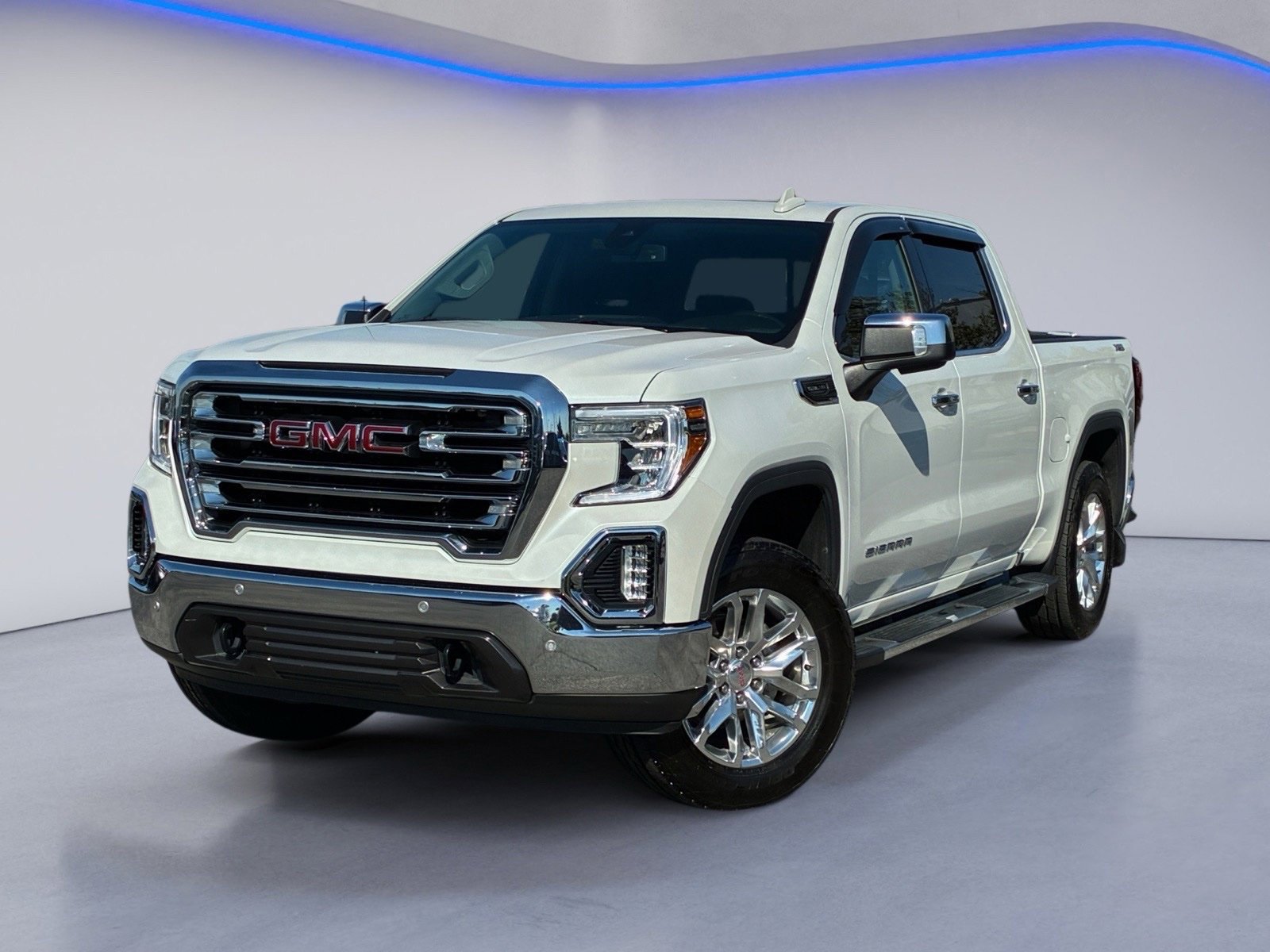Used 2021 GMC Sierra 1500 SLT w/ SLT Premium Plus Package AWD/4WD image 2
