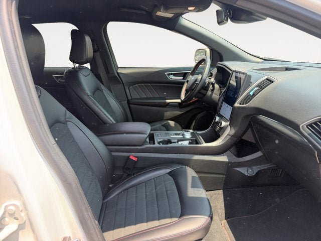 Certified 2023 Ford Edge ST-Line w/ Class II Trailer Tow Package AWD/4WD image 15