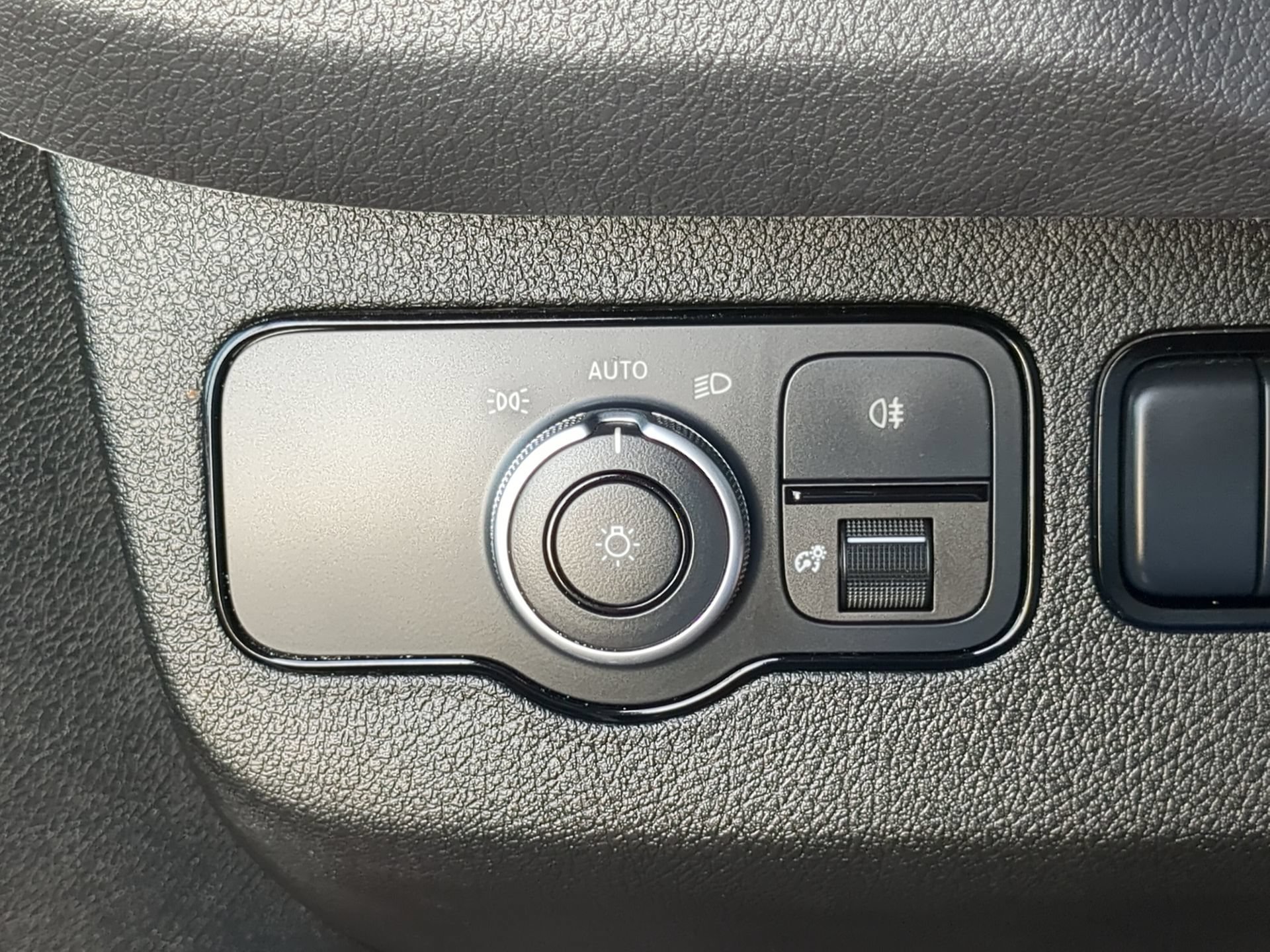 Used 2025 Mercedes-Benz Sprinter 2500 image 62