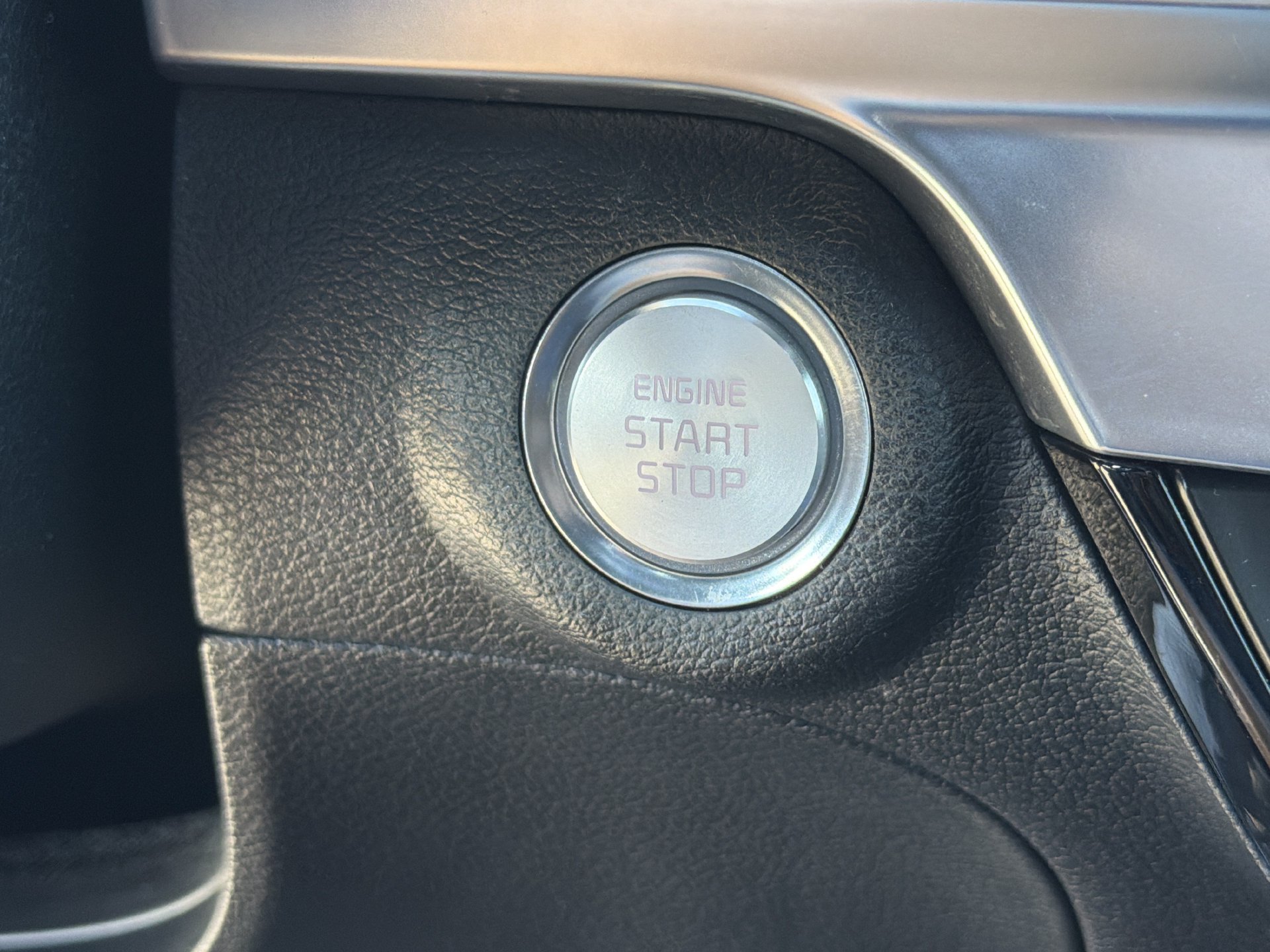 Used 2024 Kia Telluride SX Prestige X-Pro AWD/4WD image 9