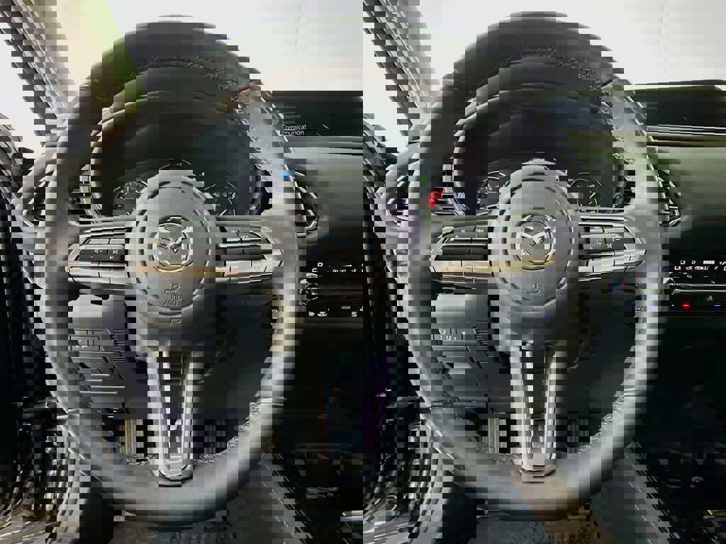 Used 2021 MAZDA CX-30 FWD 2.5 S w/ Premium Package image 16