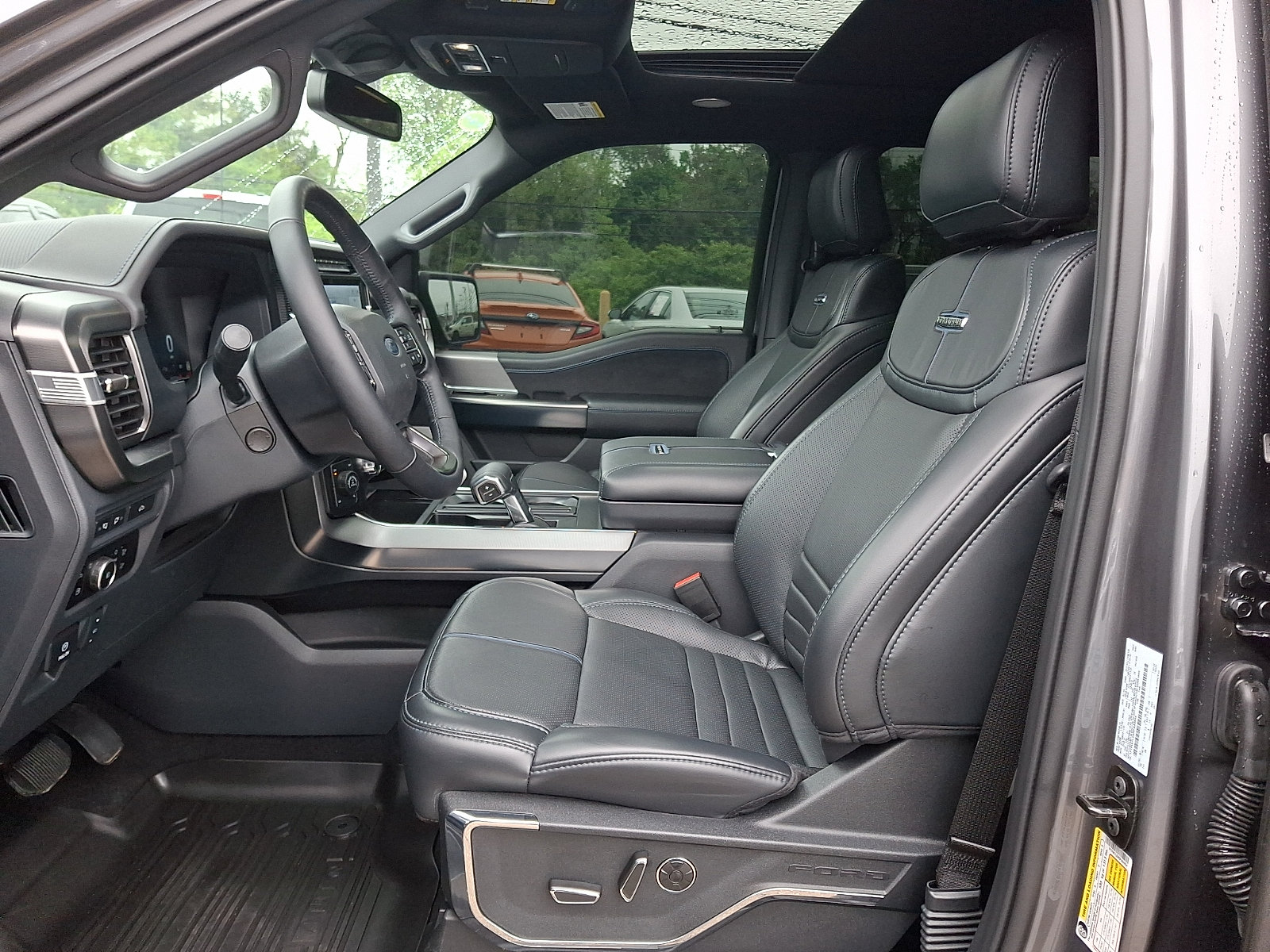 Certified 2024 Ford F150 Platinum w/ Equipment Group 702A High AWD/4WD image 13