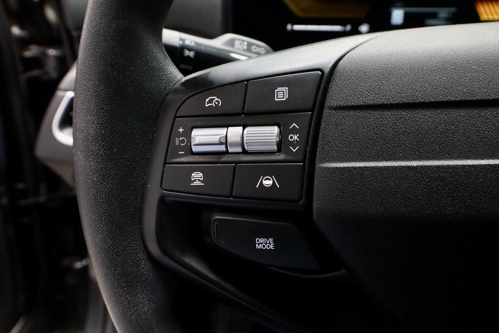 Used 2025 Kia K4 LXS image 27