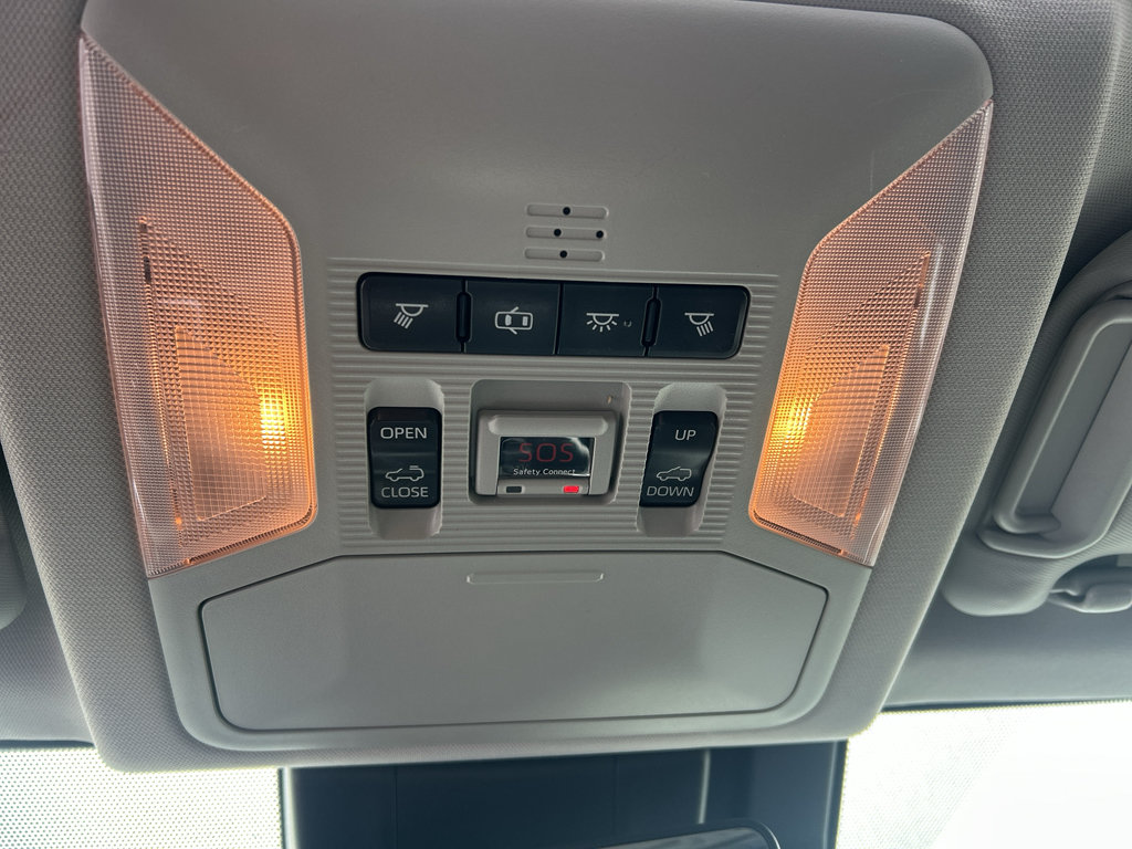 Used 2019 Toyota RAV4 Limited w/ Cold Weather Package AWD/4WD image 27