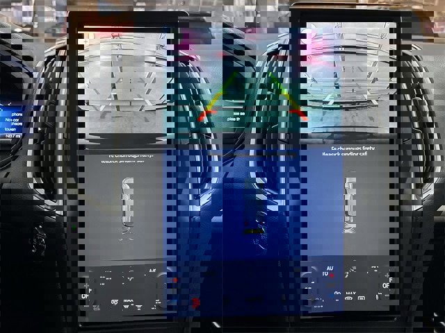 Certified 2024 Ford Edge SEL w/ Convenience Package image 9