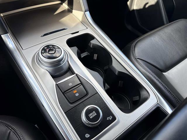 Certified 2023 Ford Explorer XLT w/ Equipment Group 202A image 27