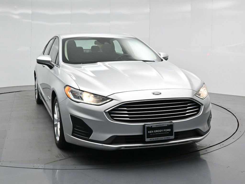 Certified 2019 Ford Fusion SE FWD image 53