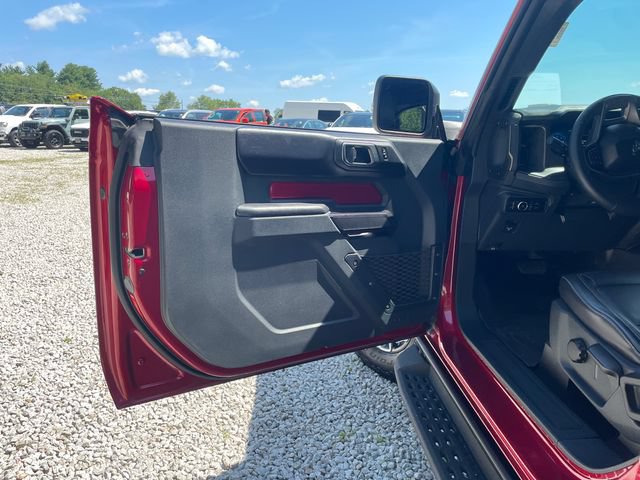 Certified 2025 Ford Bronco Badlands AWD/4WD image 17