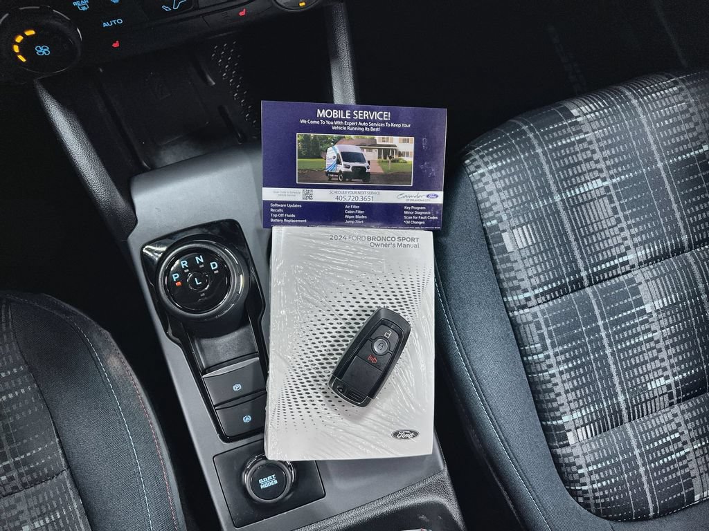 Certified 2024 Ford Bronco Sport Heritage w/ Heritage Convenience Package AWD/4WD image 10