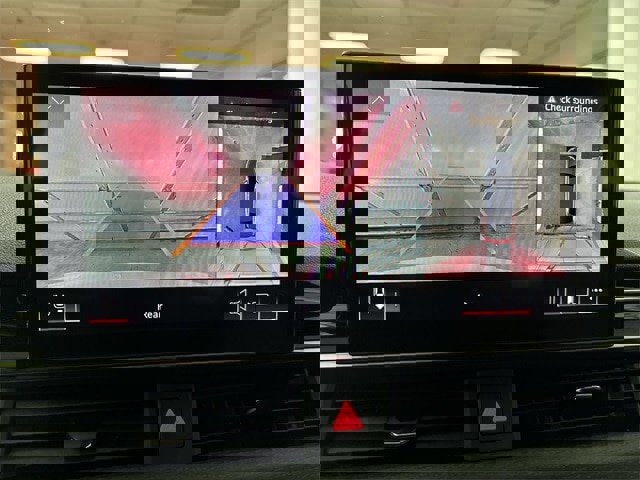 Used 2024 Audi A4 2.0T Premium Plus image 9