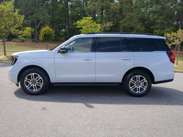 Certified 2025 Ford Expedition Active RWD image 7