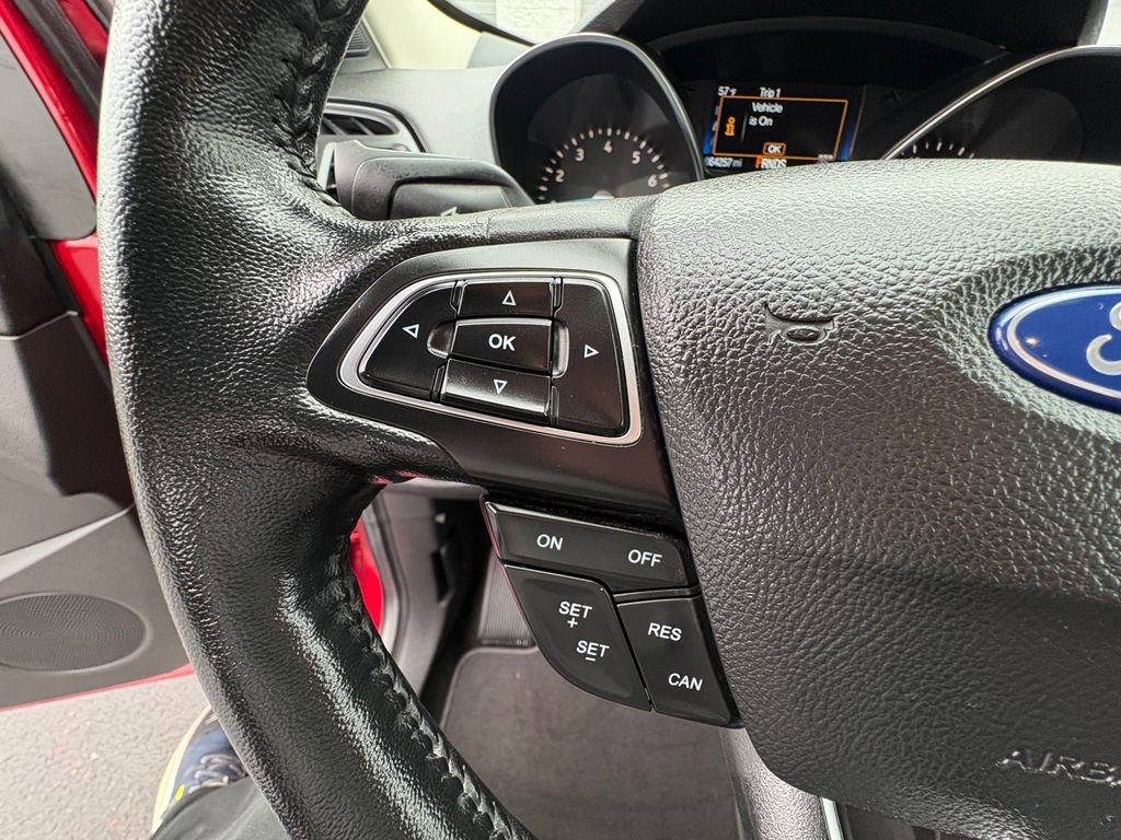 Certified 2019 Ford Escape Titanium w/ U9j03 - Titanium Tow Package AWD/4WD image 17