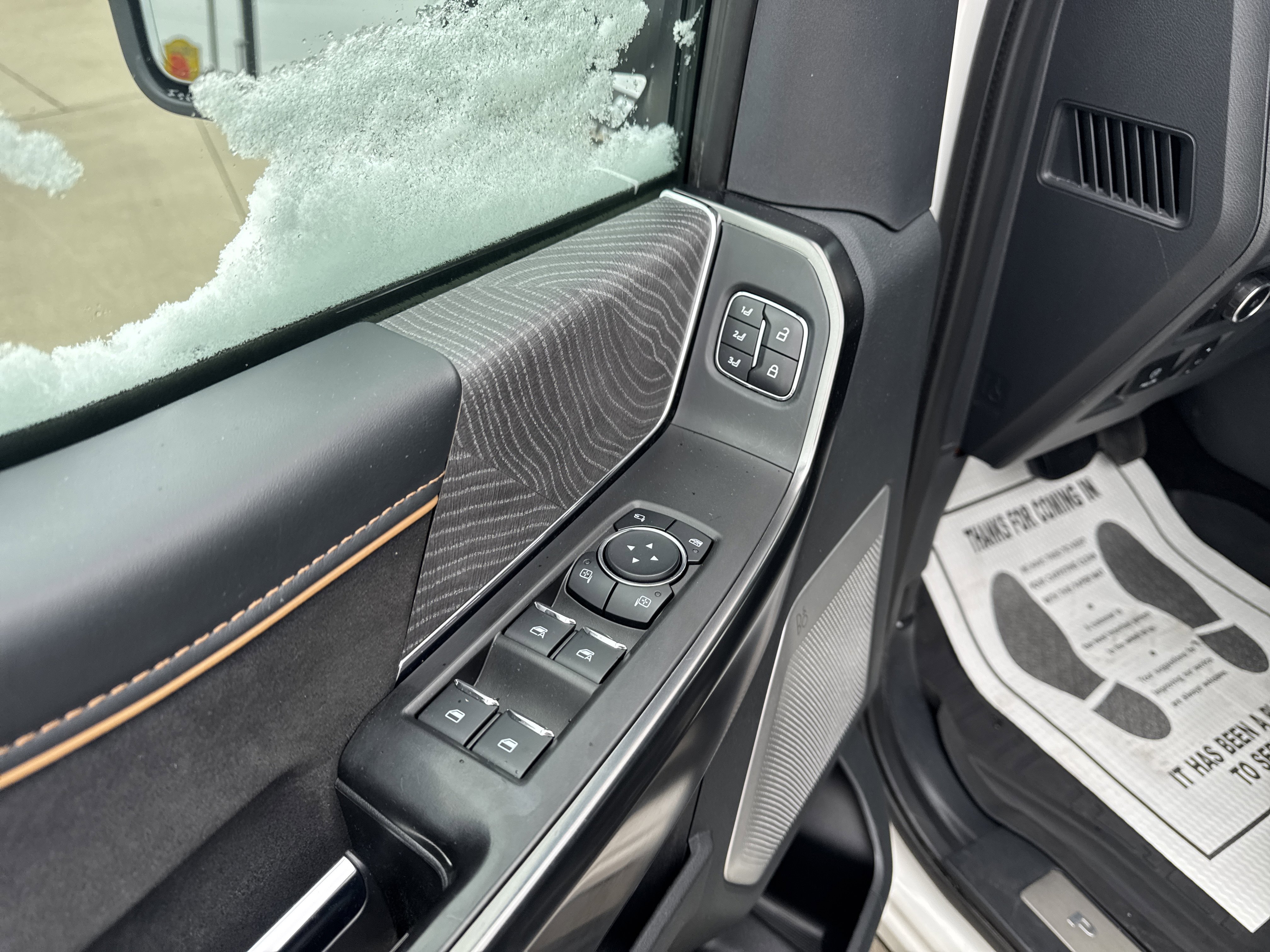 Certified 2021 Ford F150 Platinum w/ Equipment Group 701A High image 8