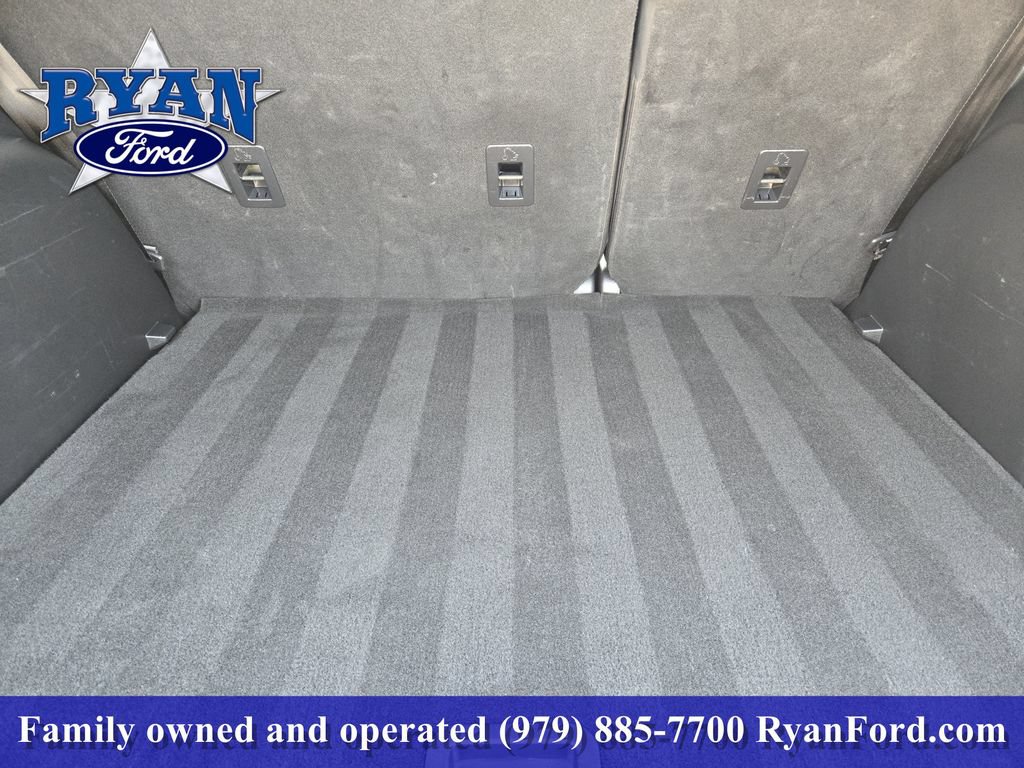 Certified 2025 Ford Escape ST-Line FWD image 23
