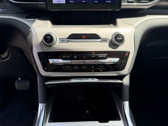 Certified 2020 Ford Explorer Limited RWD image 19