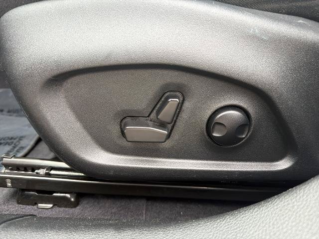Used 2025 Jeep Compass Limited AWD/4WD image 26