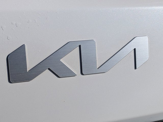Used 2024 Kia Soul LX w/ Option Group 015 FWD image 27