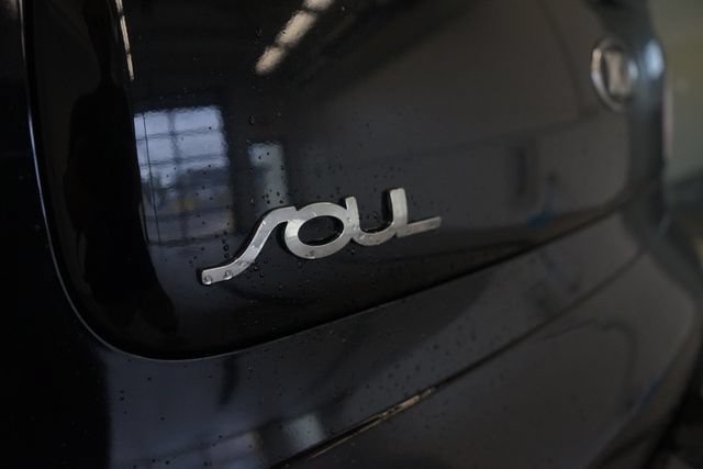 Used 2017 Kia Soul FWD image 13