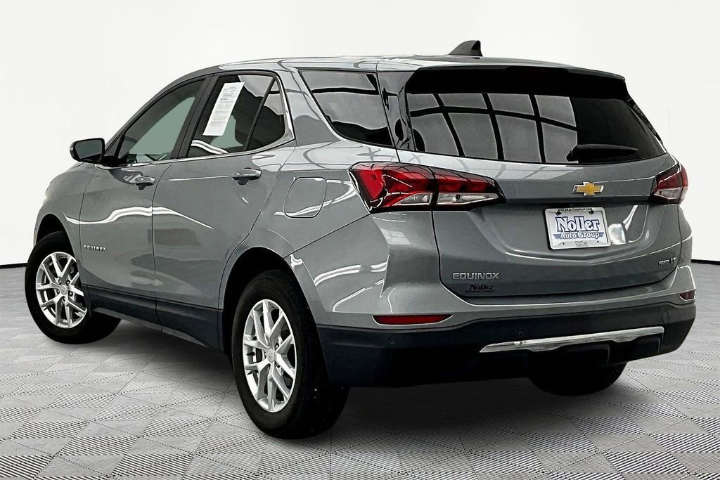 Used 2024 Chevrolet Equinox LT image 2