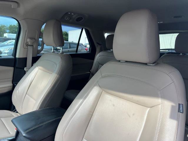 Certified 2023 Ford Explorer XLT w/ Equipment Group 202A RWD image 10