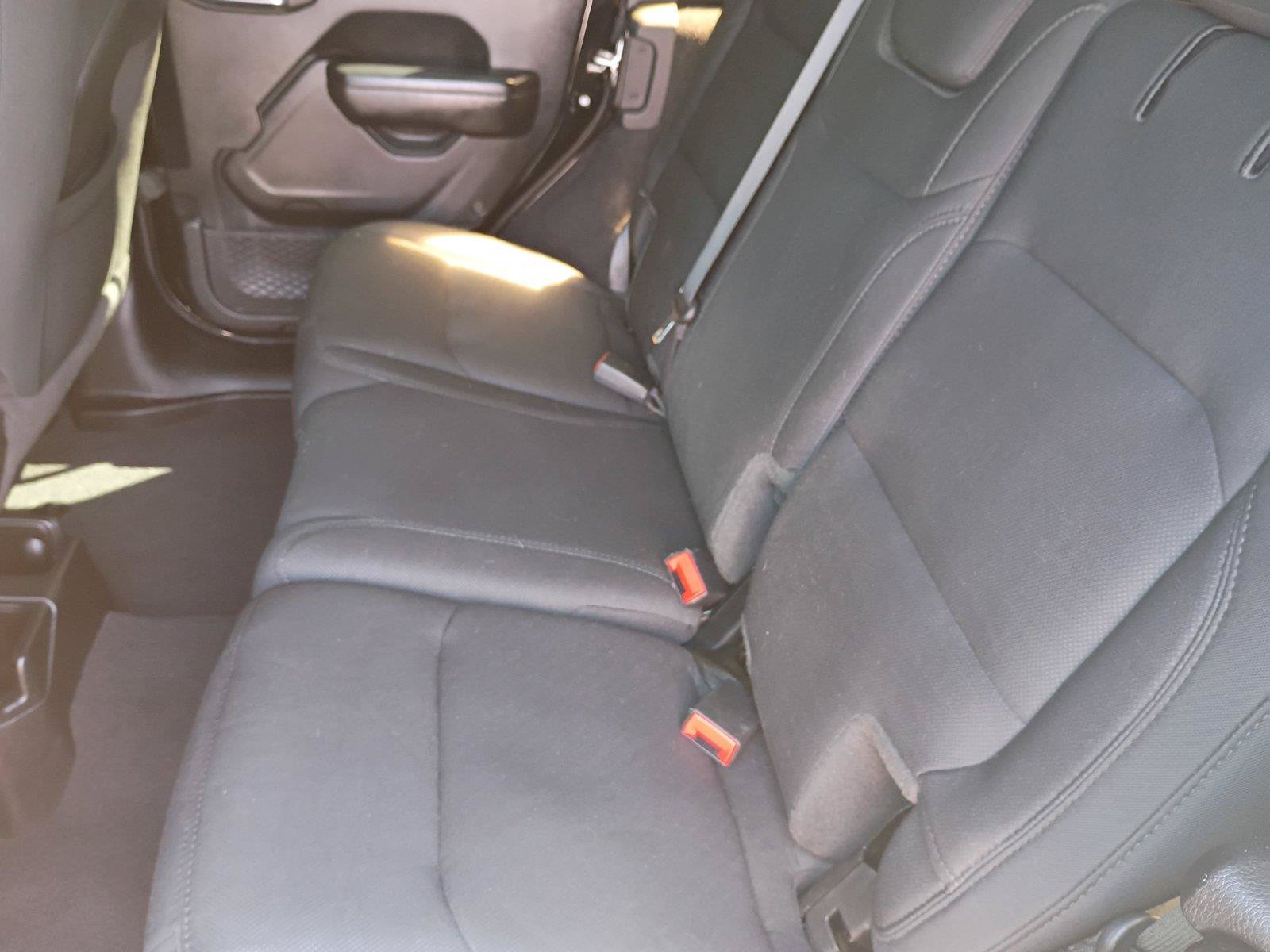 Used 2021 Jeep Wrangler Unlimited Sport AWD/4WD image 17