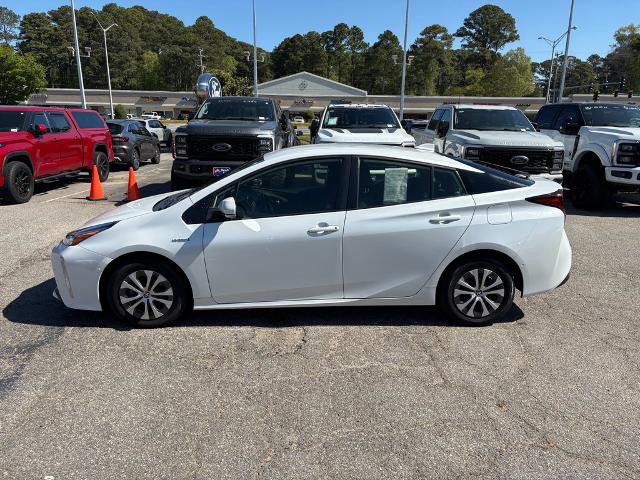 Used 2022 Toyota Prius XLE w/ Advanced Technology Package image 2