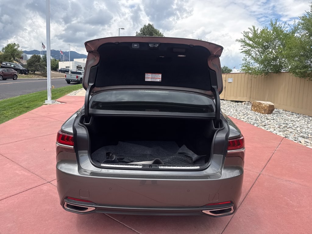 Used 2018 Lexus LS 500 AWD image 8