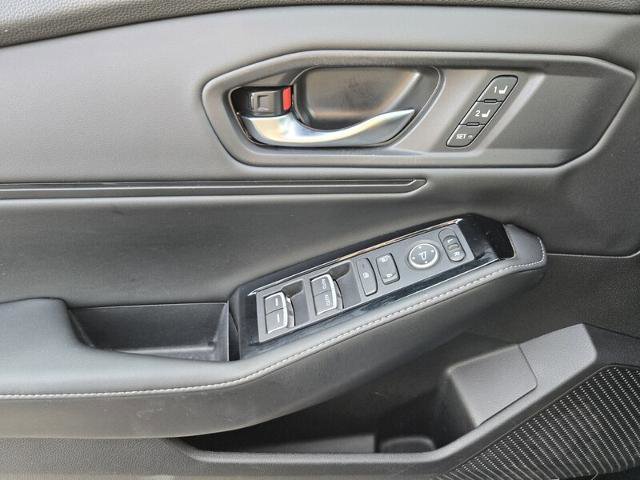 Used 2023 Honda Accord Touring image 32
