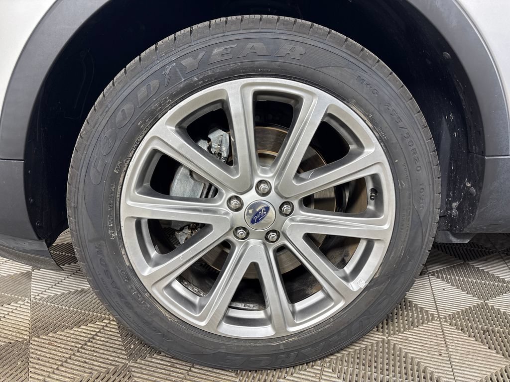 Certified 2017 Ford Explorer Limited AWD/4WD image 12
