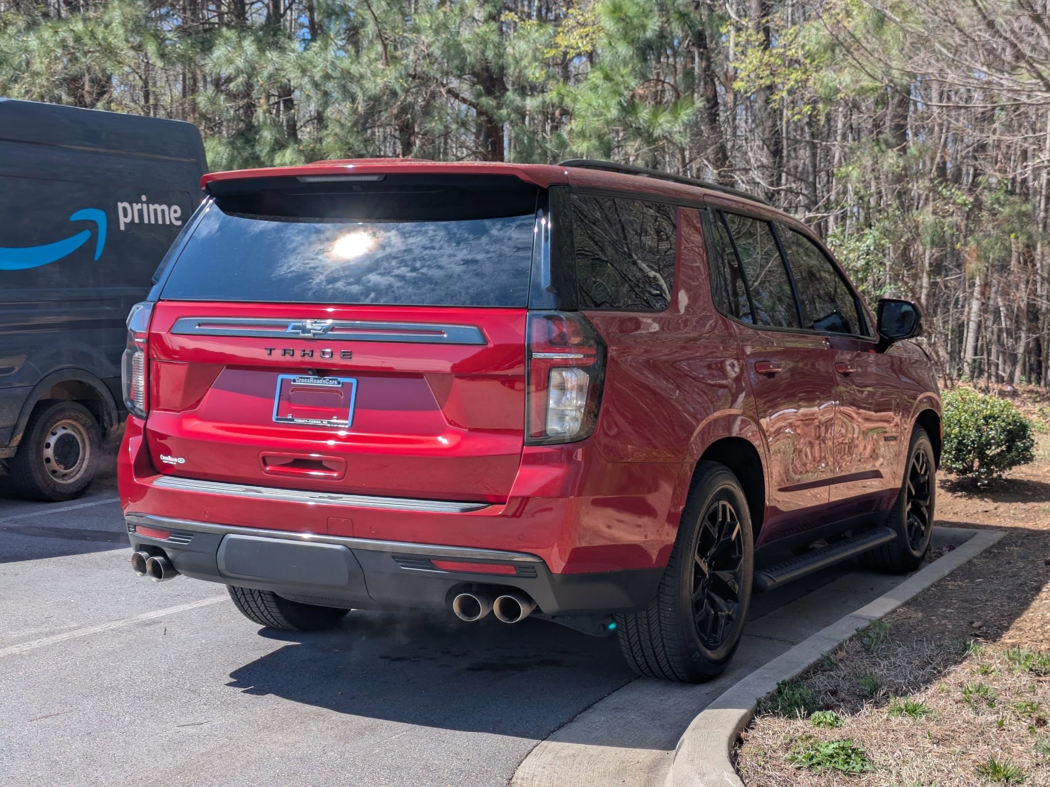 Used 2022 Chevrolet Tahoe Z71 w/ Z71 Off-Road Package image 4