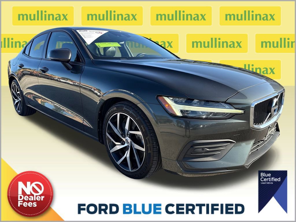 Used 2020 Volvo S60 T6 Momentum image 1