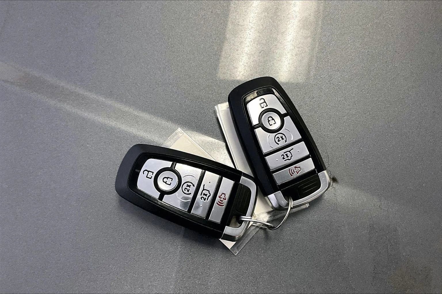 Certified 2024 Ford Edge SEL w/ Convenience Package image 9