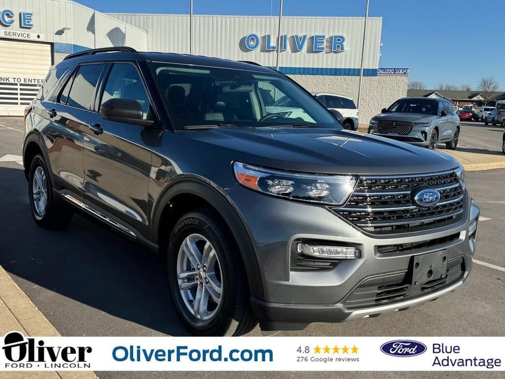 Certified 2024 Ford Explorer XLT w/ Equipment Group 202A AWD/4WD image 1