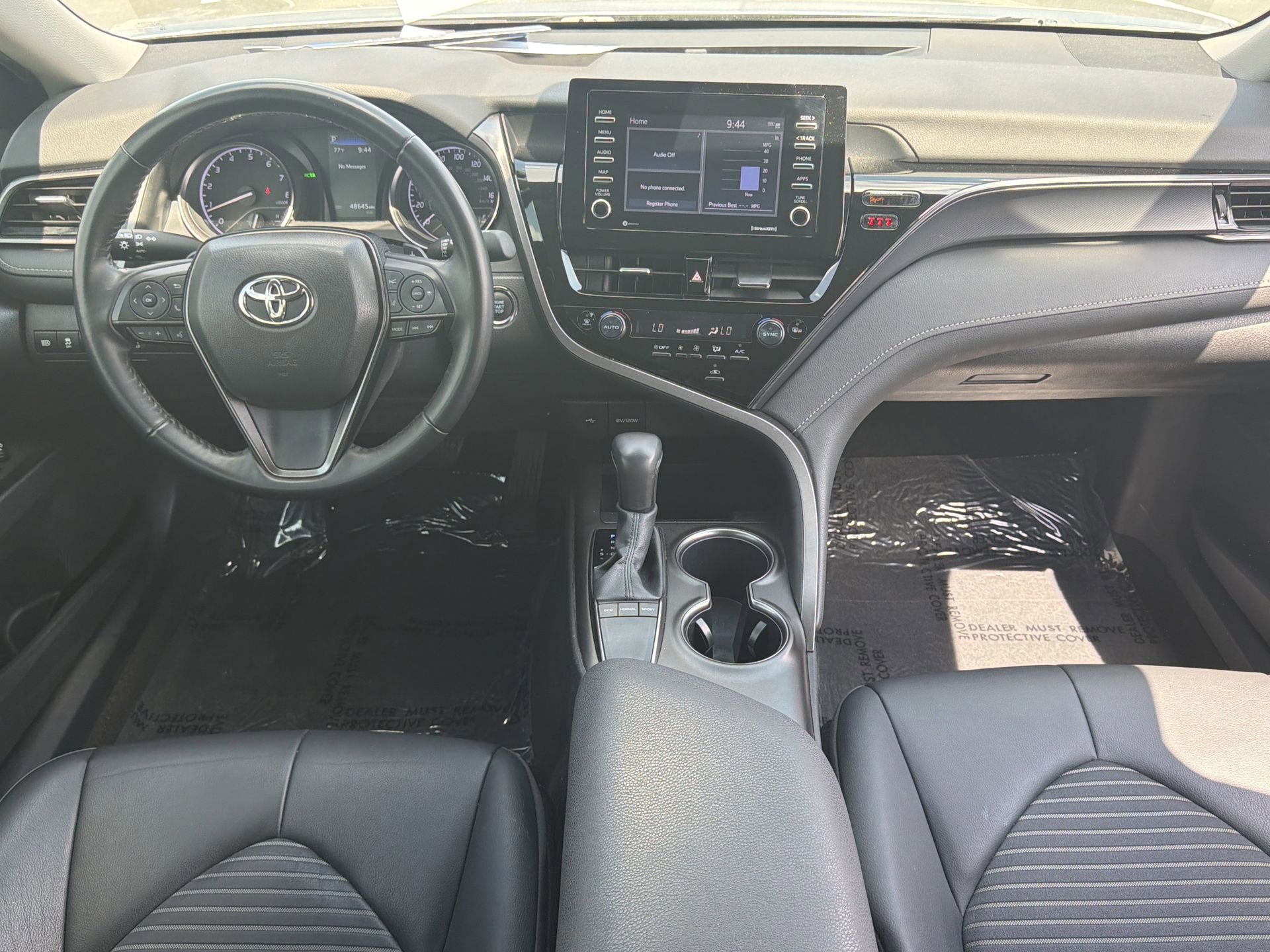 Used 2024 Toyota Camry SE w/ Convenience Package FWD image 6